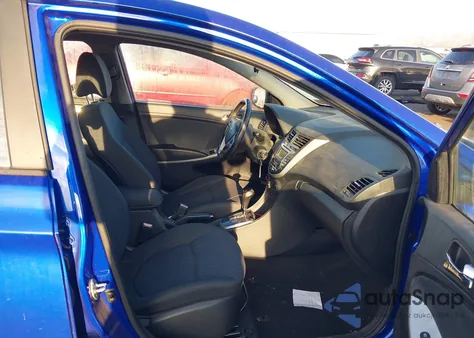 2012 Hyundai Accent Se z USA, uszkodzony, nr VIN KMHCU5AE3CU011091